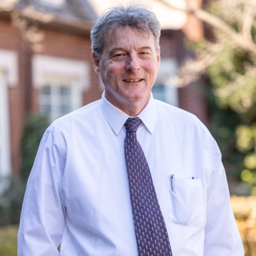 Stephen Leist headshot